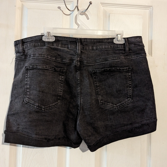 Mid Rise Denim Shorts - Picture 2 of 4